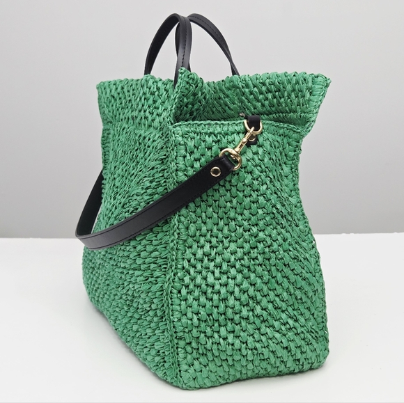 LIKE NEW CLARE V SUMMER SIMPLE RAFFIA TOTE BAG - GREEN APPLE - Picture 7 of 11